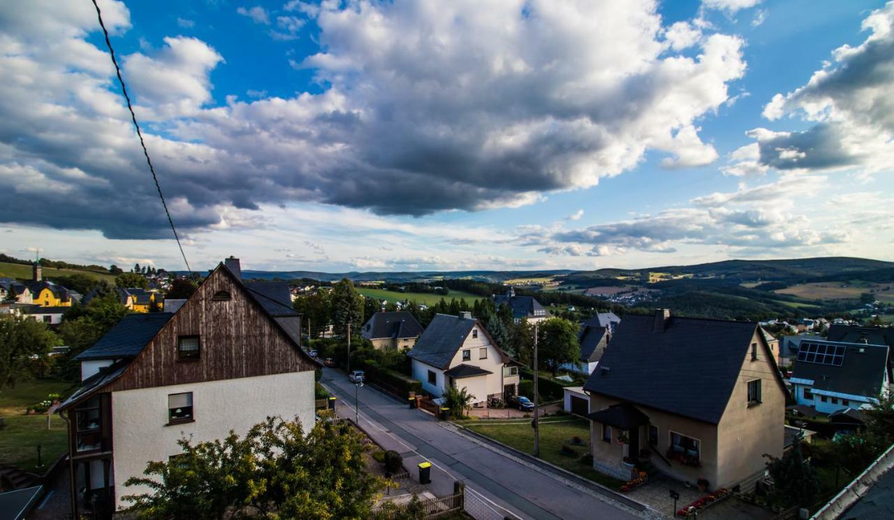 Am Balkon Des Erzgebirges Leilighet Bernsbach Eksteriør bilde
